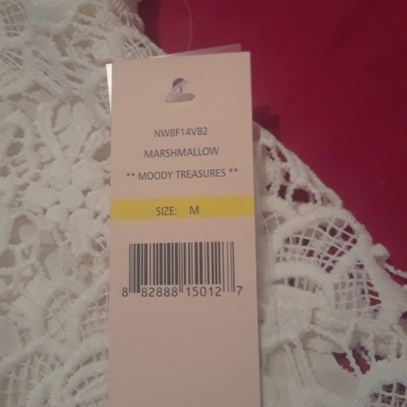 Nanette Lepore Marshmallow Laced top - Picture 4 of 6